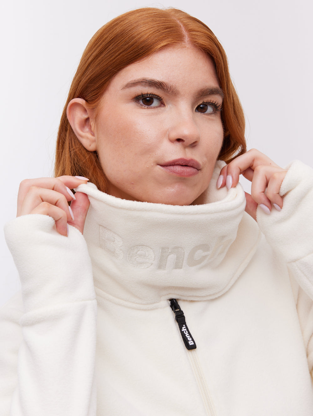 Heska White WH007 Funnel Zips Microfleece Shot 3