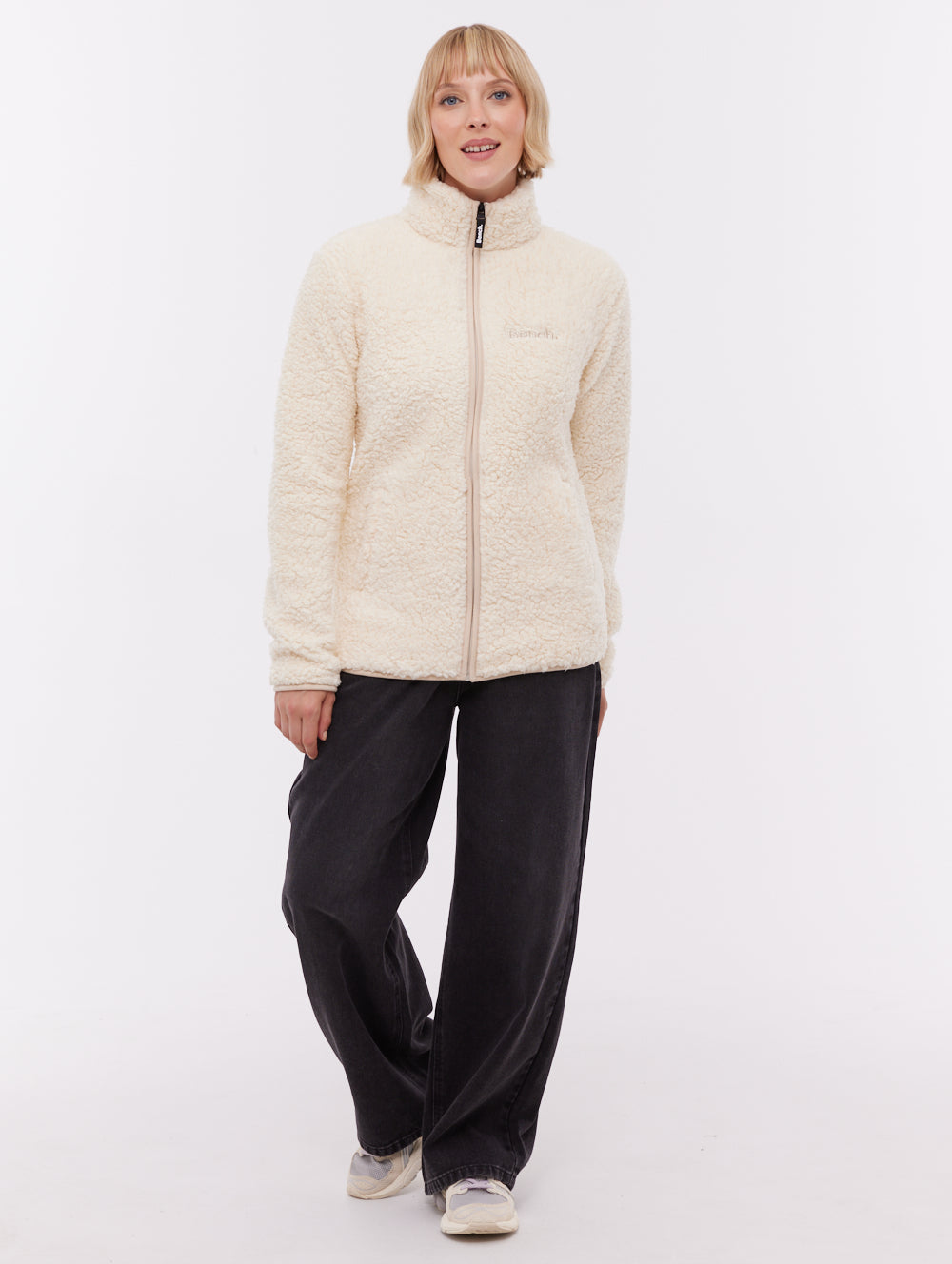 Klea White WH007 Sherpas Shot 1