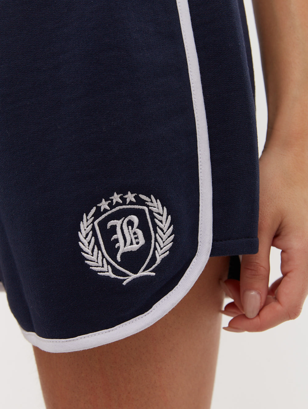 Soliha short jogger
