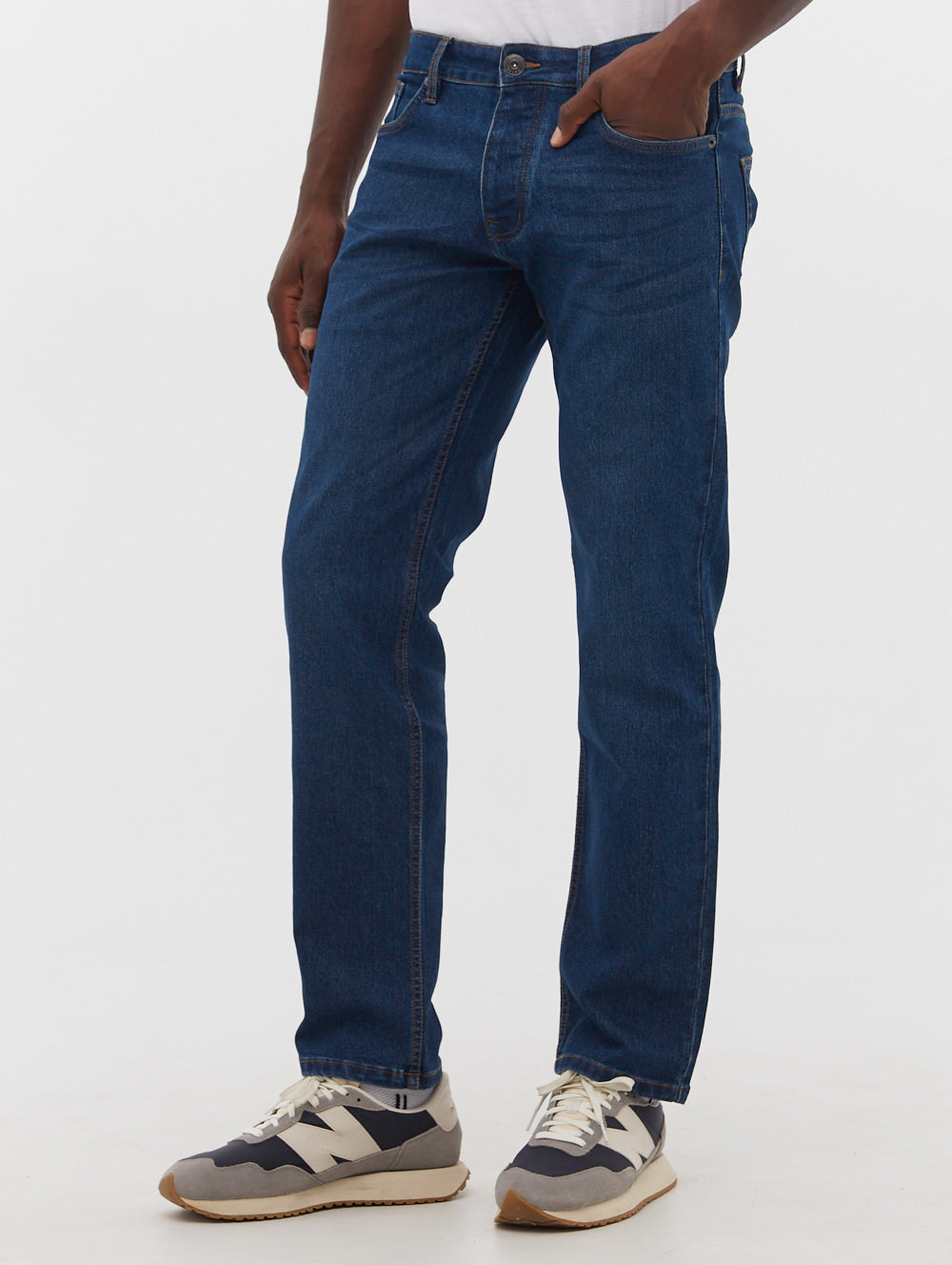 Stuart Straight Leg Jeans - BN2B116009