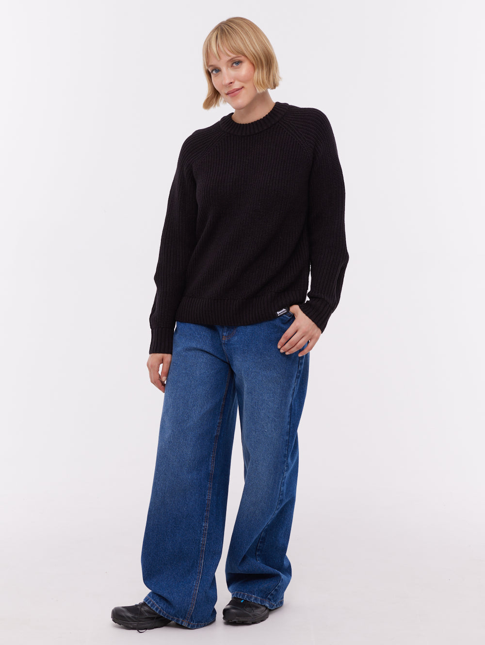 Sorpha Black BK001 Knit Crews Raglan Jumper Shot 2