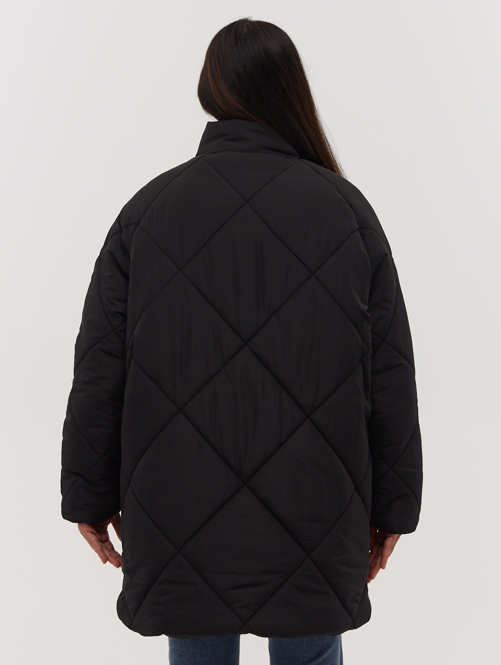 Yarah Oversize Diamond Puffer Coat